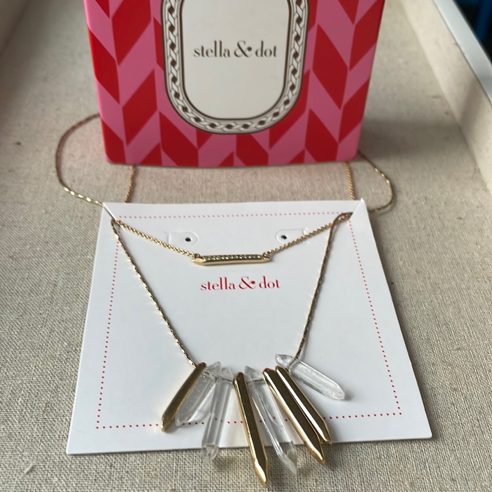 Rebel cluster necklace